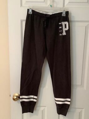 PINK Victorias Secret sweatpants size S charcoal gray